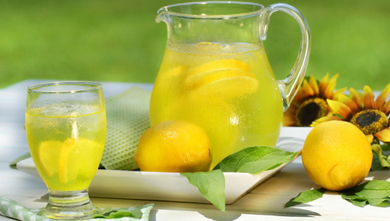 lemon-water1.jpg